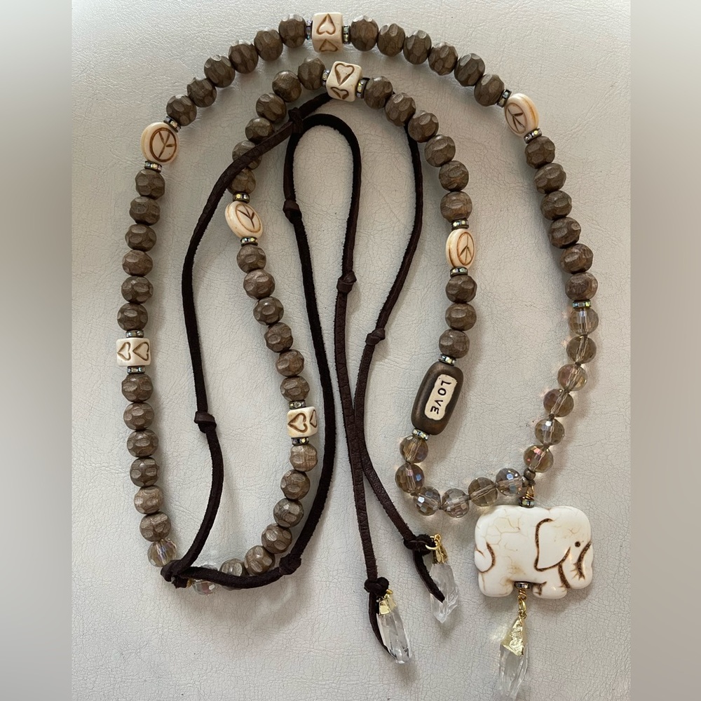 Beautiful handmade elephant necklace with quartz and hand carved beads